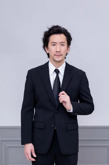 喪服の深い黒の見え方(礼服)